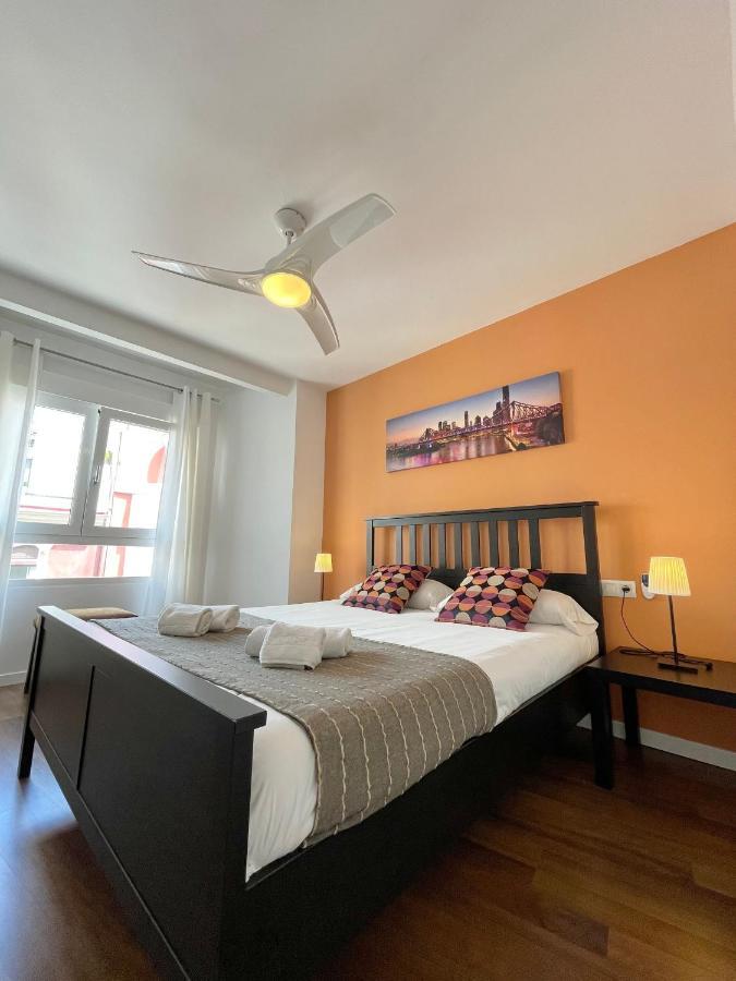 Apartamentos Sevilla Валенсия Экстерьер фото